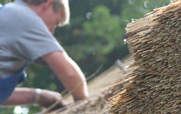 professional Whitley Chapel thatchers